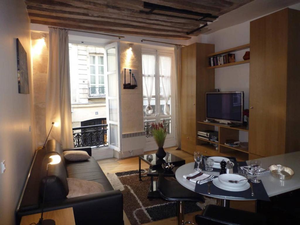 Appartement Gorgeous Paris St Germain des Près 9 Rue Saint-Sulpice 75006 Paris