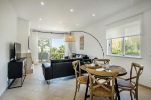 Gorgeous Two Bedroom Apartment in Carvoeiro