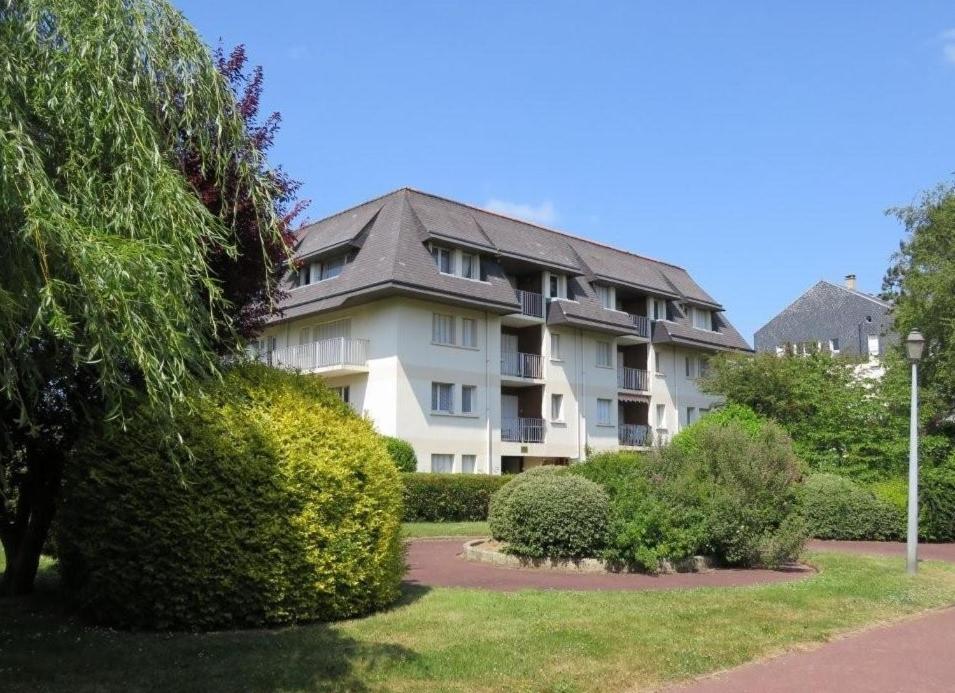 GRAND Appart 46m² en ville à 10 mn de la plage 2ème étage 6 Avenue de la Divette, 14390 Cabourg