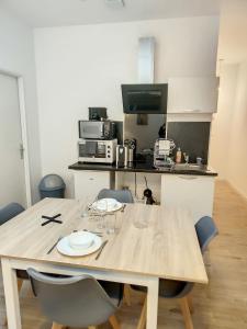 Grand appart duplex 6 pers gare wifi