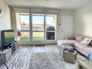 Grand Appart terrasse parking spacieux wifi 4pers