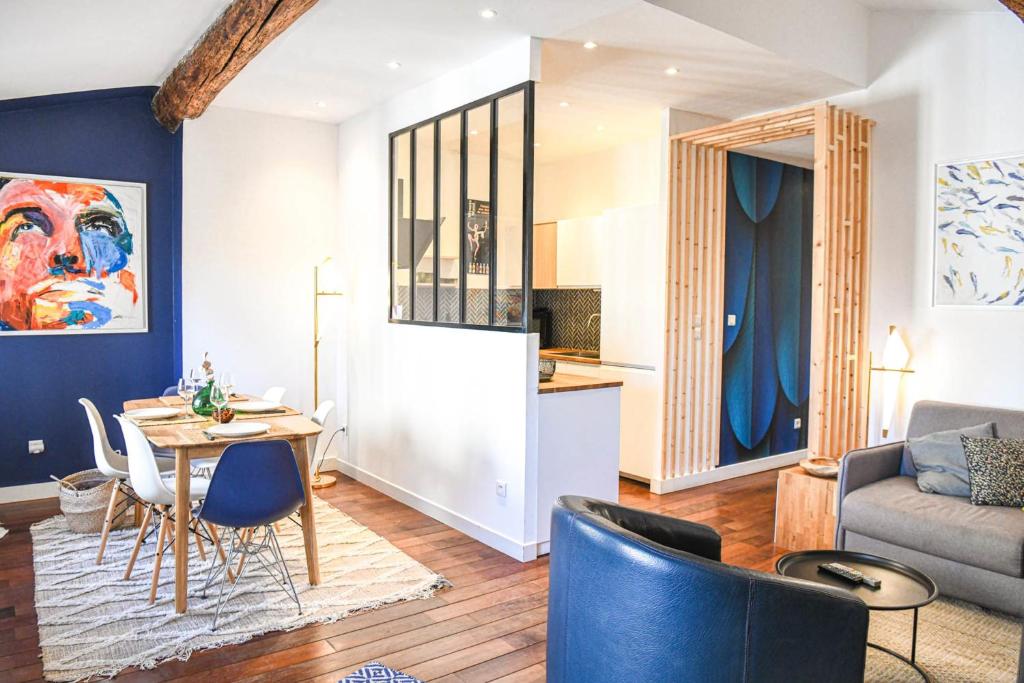 Grand appartement 2 chambres avec vue Vieux-Port 37 Rue de la Paix Marcel Paul, 13001 Marseille