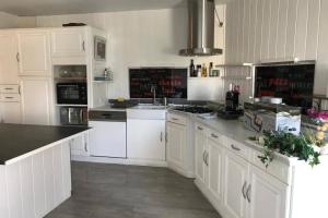 Grand appartement 2 minutes plage et commerces