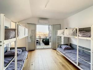Grand appartement 6/8 personnes au pied de la dune