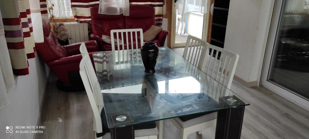 GRAND APPARTEMENT AVEC TERRASSE & JARDIN A 5 minutes de PARIS 4 Rue Auguste Rodin, 94230 Cachan