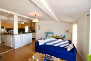 Grand appartement avec vue sur quai