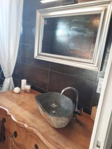 Grand appartement calme /2 chambres/Parking/balcons