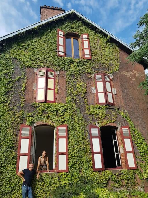 Grand appartement dans Belle maison avec un jardin 56 Rue du Chasnot, 25000 Besançon