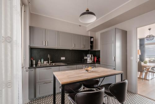 Grand appartement de 90m2 vue sur le port