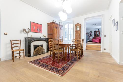 Grand appartement familial en plein centre