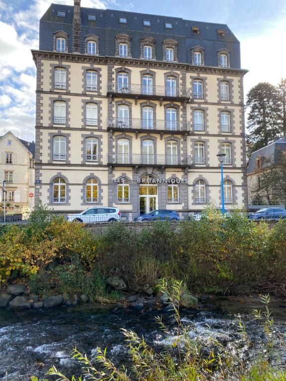 Grand appartement hyper centre haut standing 11 Quai Gambetta, 63150 La Bourboule