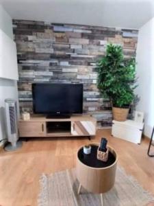 Grand Appartement (Max 10 personnes) à 20 min de la mer