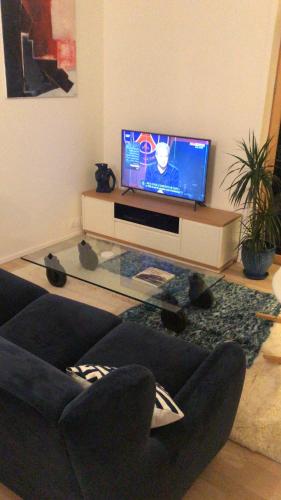 Grand appartement Paris, bord du Canal