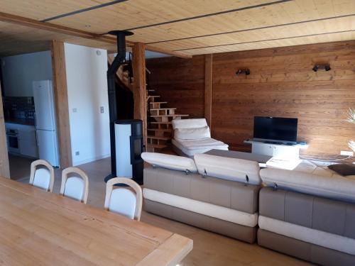 grand appartement privé neuf avec loggia