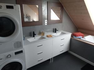 grand appartement privé neuf avec loggia