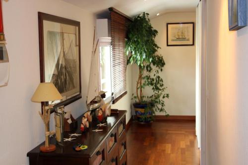 Grand Appartement standing Vue Mer latérale Plage à 50m proche port