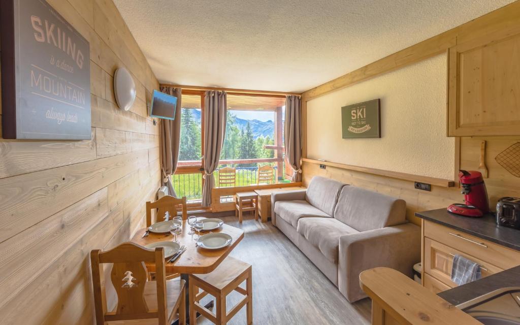 Grand Arbois, les Arcs 1800 les arcs 1800, place haute des villards 609 grand arbois, 73700 Arc 1800