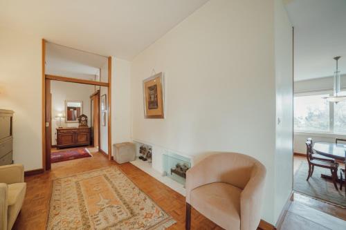 Grand Botanic Garden Apartment
