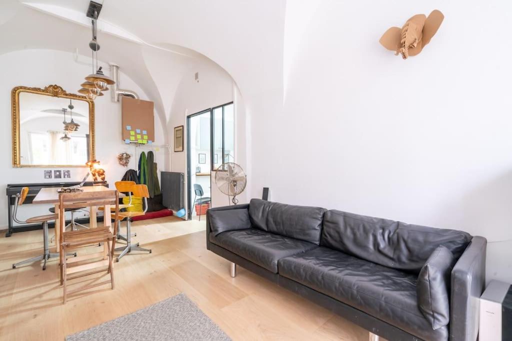 Appartement Grand duplex Montmartre 36 Rue Marguerite de Rochechouart 75009 Paris