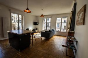 Appartement Grand F2 refait à neuf, Plein coeur Centre Ville 10 Rue Geoffroy de Montbray 50200 Coutances Normandie