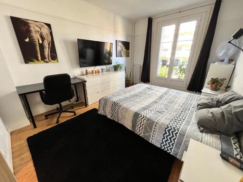 Grand F2 vue sur la maison de Georges Brassens