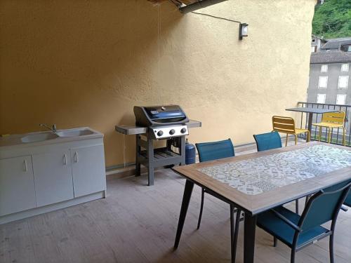 Grand Gîte terrasses Largentière