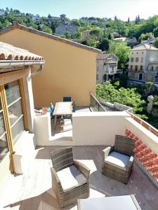 Grand Gîte terrasses Largentière