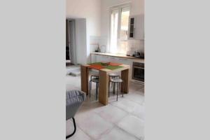 Grand LOFT 73m2 Renové Centre Ville vue jardin 8 couchages