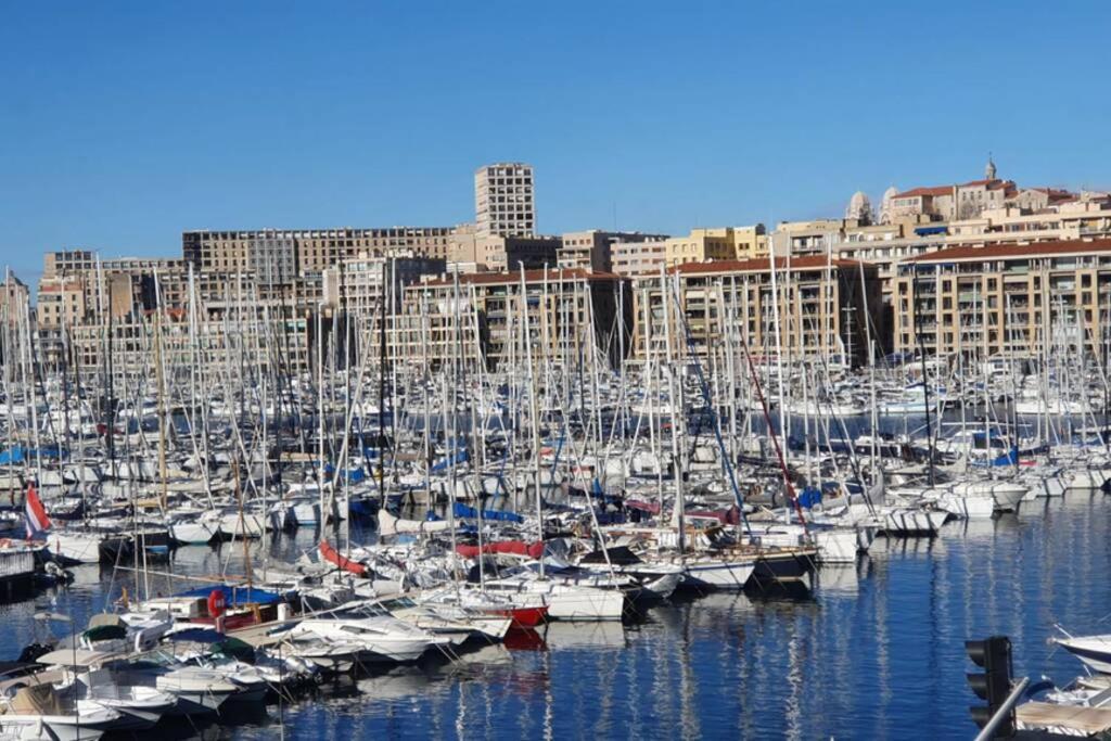 Appartement Grand Loft en plein coeur du Vieux-Port 12 Quai de Rive Neuve 13001 Marseille