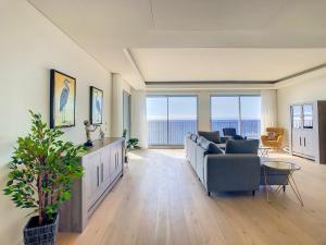 Grand Lux Apartment by MHM