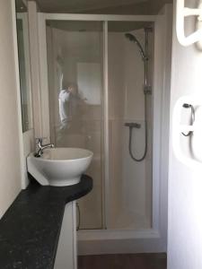 Grand mobil home 3 chambres proche châteaux de la Loire AMHCH9