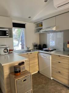 Grand Mobilhome Chalet Parc Montana Gassin