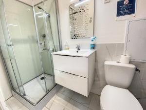 Grand St Pierre Studio mansardé atypique Climatisé