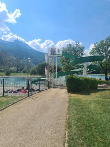 grand studio 5 couchages au pieds des pistes