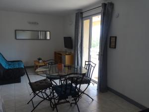 Appartement Grand STUDIO au calme Entre Mer et Montagnes 327 Chemin des vignes 06670 Saint-Martin-du-Var Provence-Alpes-Côte d\'Azur