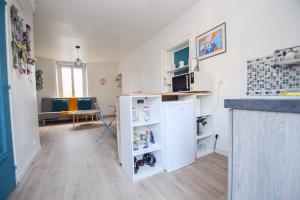 Appartement Grand studio au coeur de Dinard à 1min du marché et 6min plage de l'Écluse 10 Rue de la Gare 35800 Dinard Bretagne