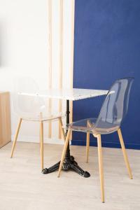 Grand studio avec climatisation, balcon proche gare centre ville