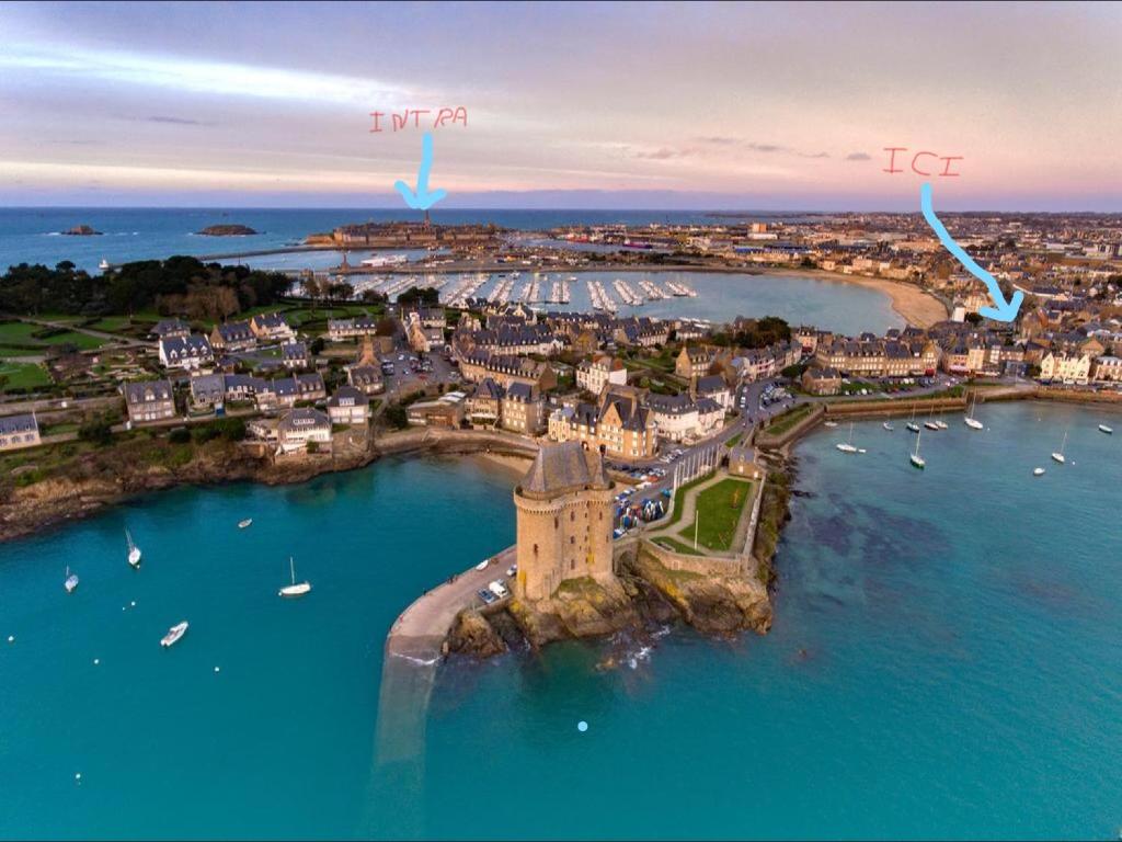 Appartement Grand Studio Bord de Mer 7 Rue des Hauts Sablons 35400 Saint-Malo