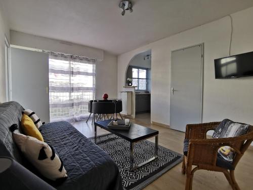 Grand studio de 33m² à 300m des plages