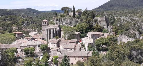 Grand Studio Entre Lac Et Garrigue