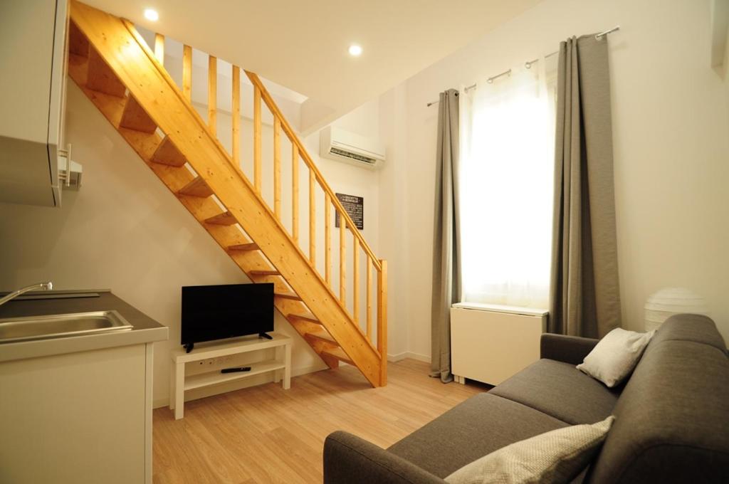 Grand Studio Mezzanine cosy - centre ville 21, avenue Jean de Lattre de Tassigny, 06400 Cannes