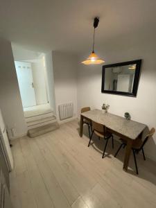 Grand studio Toulou Mourillon
