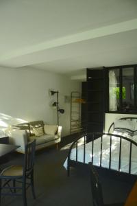 Appartement grand studio vue jardin 77 Cours Tourny 33500 Libourne Aquitaine