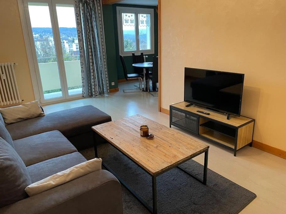 Appartement Grand T3 Terrasse calme Vue sur citadelle 32 Rue de Verdun 25000 Besançon