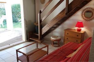 Grande maison avec jardin arboré pour vacances réussies - 8REA9