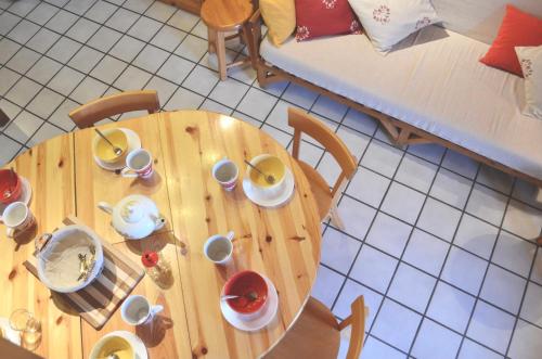 Granges 31 - DUPLEX 6PERS PIED PISTES DOMAINE ALPE D'HUEZ
