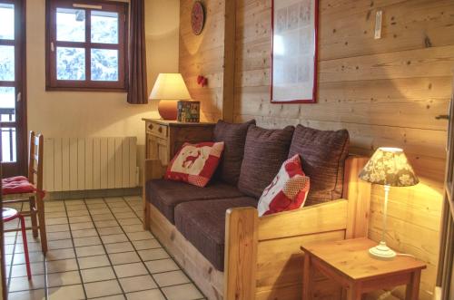 Granges 32 - BEAU DUPLEX SPACIEUX PIED PISTES ALPE D'HUEZ
