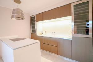 GRAY Renovated luxurious apartment located in Cannes