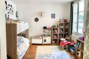 Great Terrace & 2 BR great with kids @Tour Eiffel