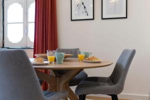 Great Views Ribeira Top Floor Apartment by Lovelystay